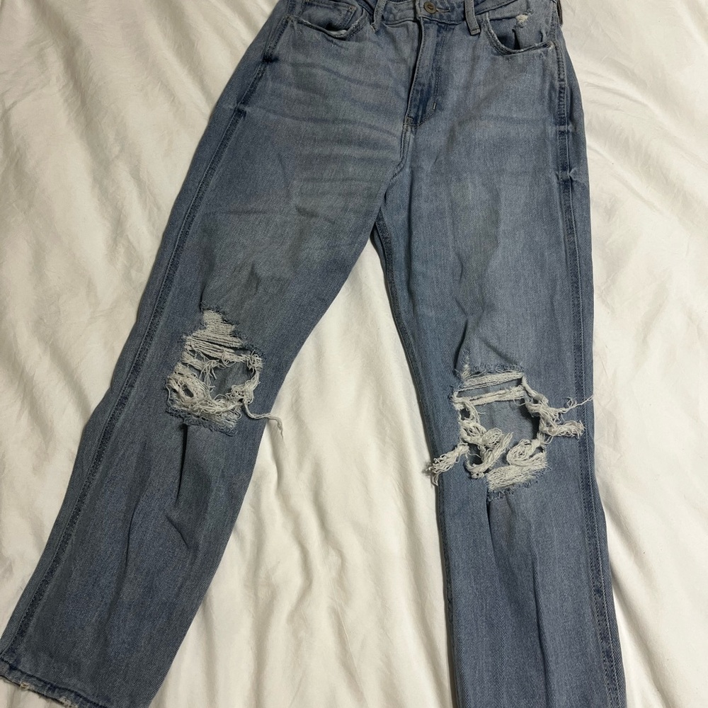High Rise Mom Jeans - Picture 3 of 6